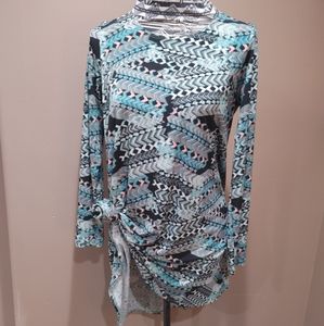 Karen Kane green patterned long sleeve flowy tunic dress